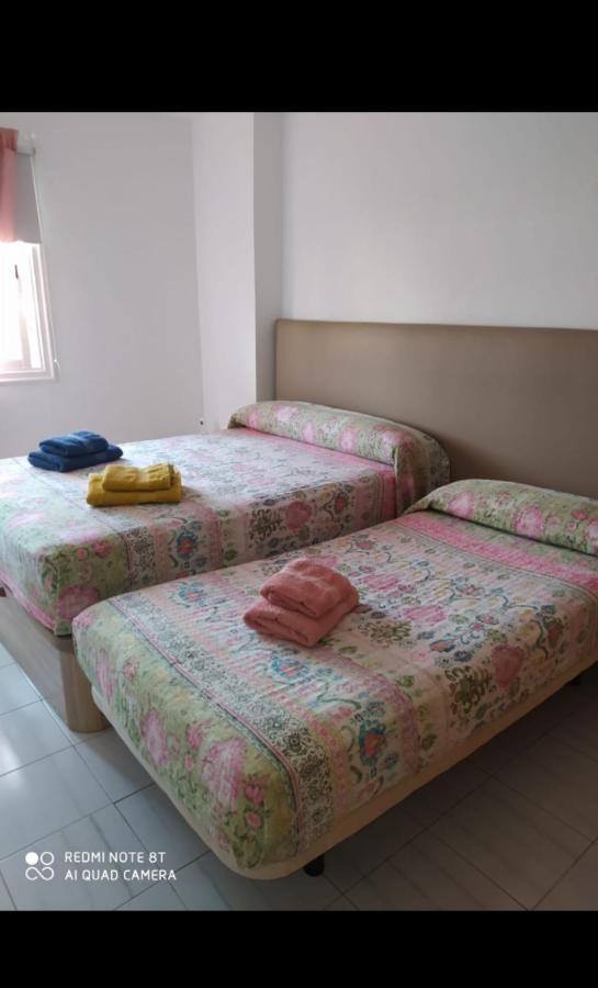 Apartamento En Playa Las Vistas - Torres Del Sol Arona  Εξωτερικό φωτογραφία
