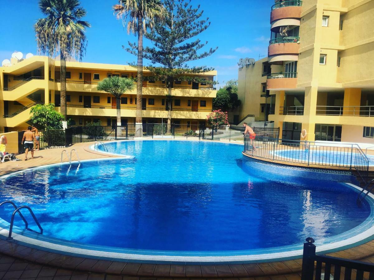 Apartamento En Playa Las Vistas - Torres Del Sol Arona  Εξωτερικό φωτογραφία